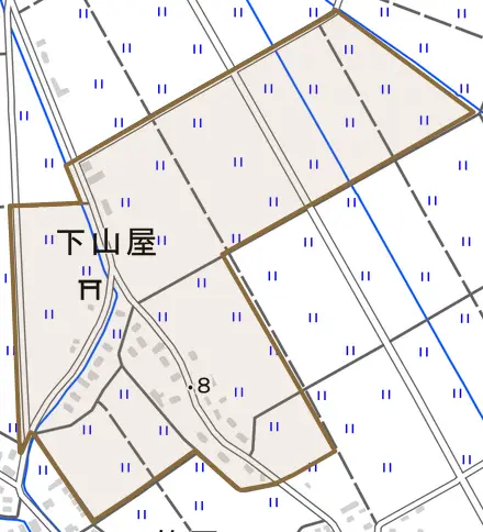 下山屋とその周辺の地図。町の範囲を重ねている
