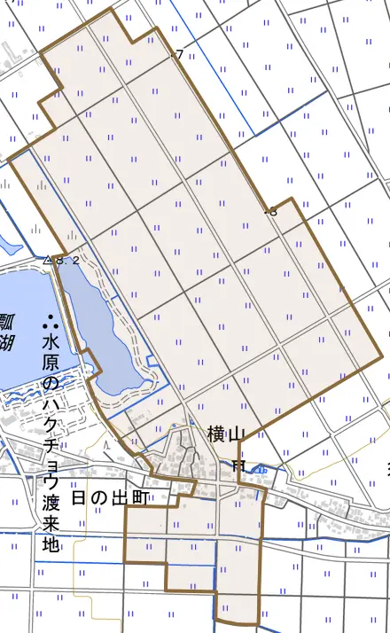 横山とその周辺の地図。町の範囲を重ねている