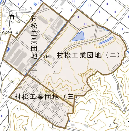 村松工業団地とその周辺の地図。町の範囲を重ねている