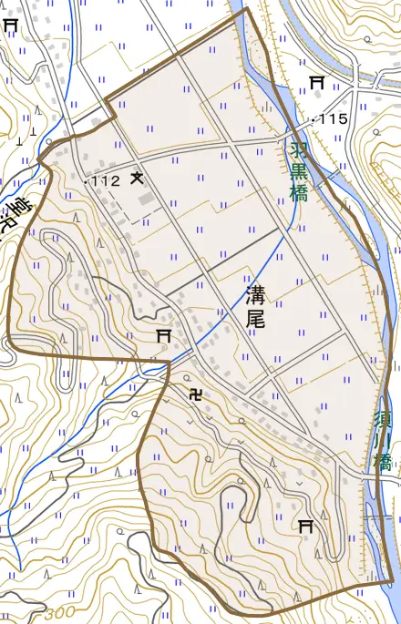 大字溝尾とその周辺の地図。町の範囲を重ねている