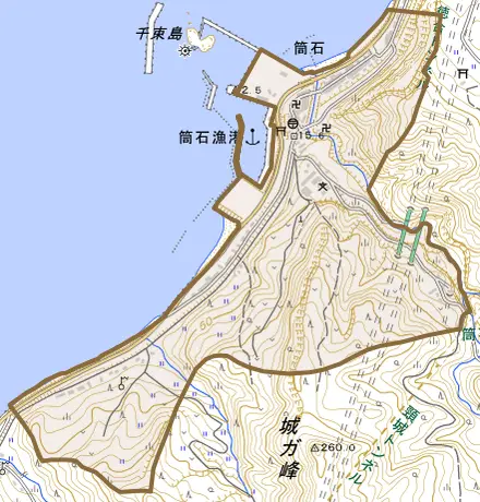 大字筒石とその周辺の地図。町の範囲を重ねている