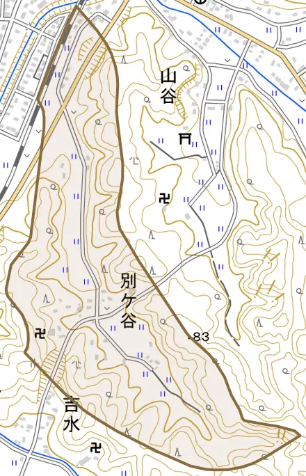大字別ケ谷とその周辺の地図。町の範囲を重ねている