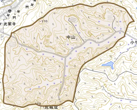 大字中山とその周辺の地図。町の範囲を重ねている