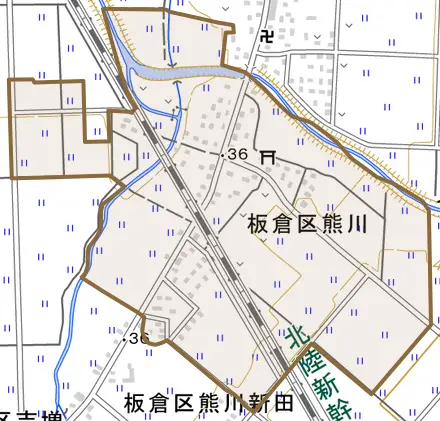板倉区熊川とその周辺の地図。町の範囲を重ねている