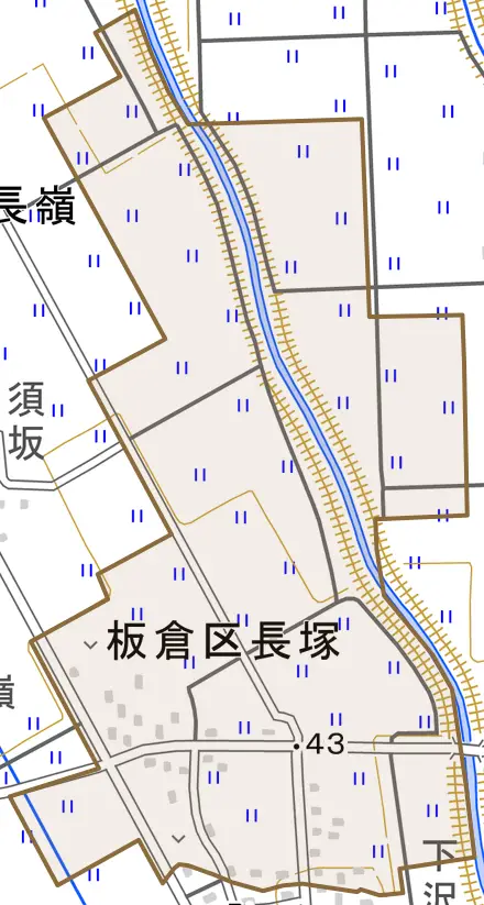 板倉区長塚とその周辺の地図。町の範囲を重ねている