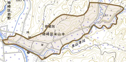 柿崎区米山寺とその周辺の地図。町の範囲を重ねている