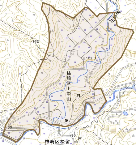 柿崎区上中山とその周辺の地図。町の範囲を重ねている