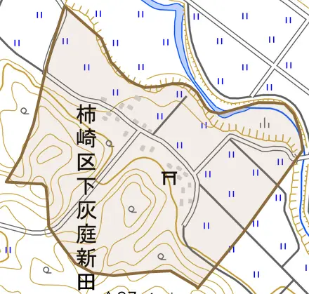 柿崎区下灰庭新田とその周辺の地図。町の範囲を重ねている