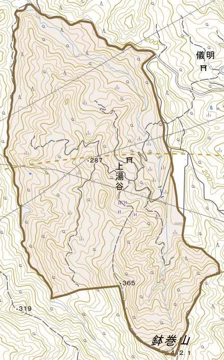 大字上湯谷とその周辺の地図。町の範囲を重ねている