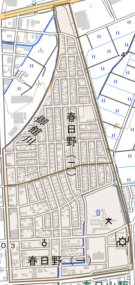 春日野とその周辺の地図。町の範囲を重ねている
