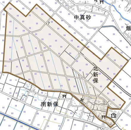 大字北新保とその周辺の地図。町の範囲を重ねている
