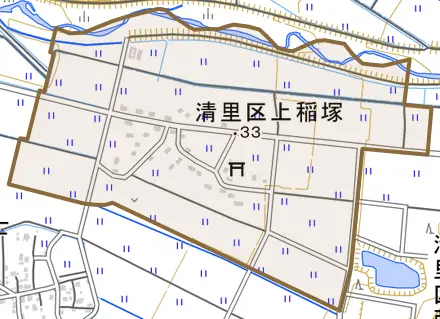 清里区上稲塚とその周辺の地図。町の範囲を重ねている