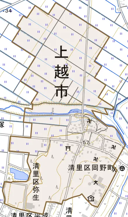清里区岡野町とその周辺の地図。町の範囲を重ねている