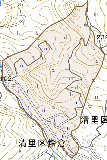清里区寺脇とその周辺の地図。町の範囲を重ねている
