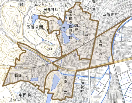 国府とその周辺の地図。町の範囲を重ねている