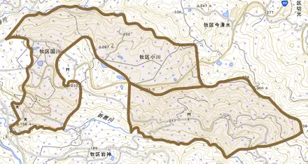 牧区小川とその周辺の地図。町の範囲を重ねている