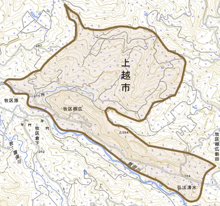 牧区棚広とその周辺の地図。町の範囲を重ねている
