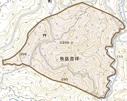 牧区吉坪とその周辺の地図。町の範囲を重ねている