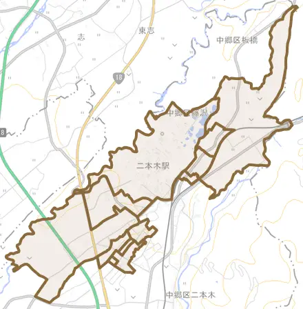 中郷区藤沢とその周辺の地図。町の範囲を重ねている