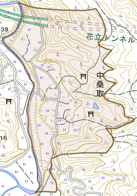大字中桑取とその周辺の地図。町の範囲を重ねている