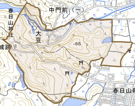 大字中屋敷とその周辺の地図。町の範囲を重ねている