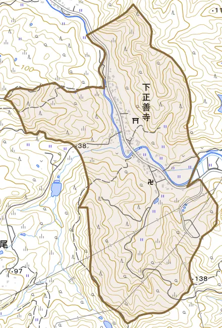 大字下正善寺とその周辺の地図。町の範囲を重ねている