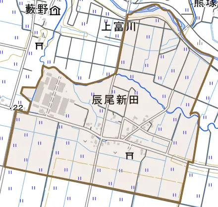 大字辰尾新田とその周辺の地図。町の範囲を重ねている