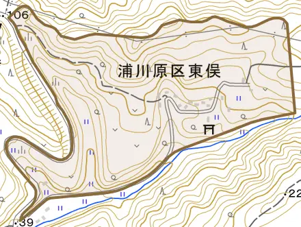 浦川原区東俣とその周辺の地図。町の範囲を重ねている