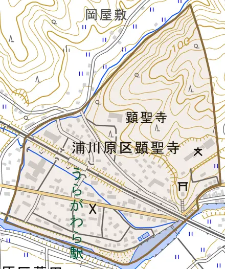 浦川原区顕聖寺とその周辺の地図。町の範囲を重ねている