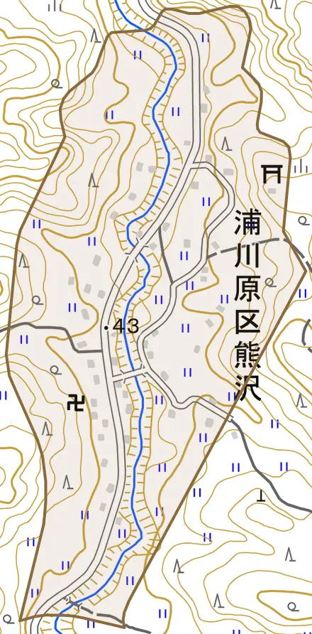 浦川原区熊沢とその周辺の地図。町の範囲を重ねている