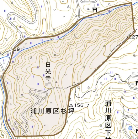浦川原区杉坪とその周辺の地図。町の範囲を重ねている