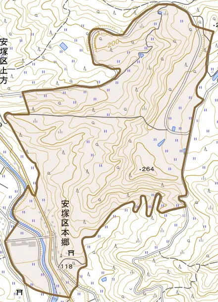 安塚区本郷とその周辺の地図。町の範囲を重ねている