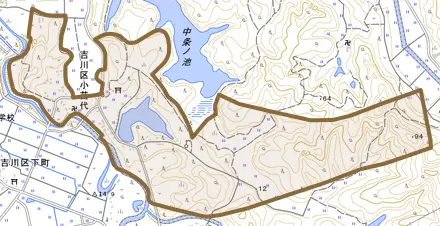 吉川区小苗代とその周辺の地図。町の範囲を重ねている