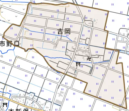 大字吉岡とその周辺の地図。町の範囲を重ねている