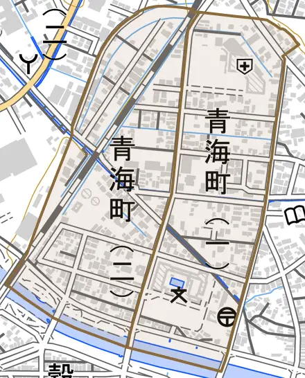 青海町とその周辺の地図。町の範囲を重ねている