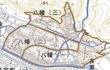 八幡とその周辺の地図。町の範囲を重ねている