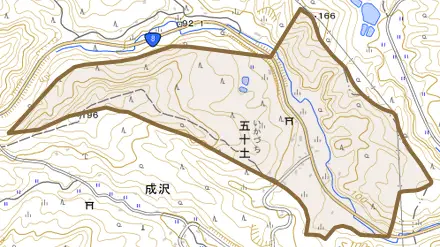 大字五十土とその周辺の地図。町の範囲を重ねている