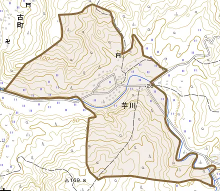 大字芋川とその周辺の地図。町の範囲を重ねている