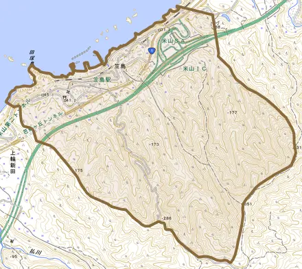 大字笠島とその周辺の地図。町の範囲を重ねている