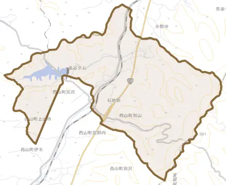 西山町別山とその周辺の地図。町の範囲を重ねている