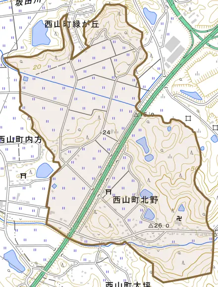 西山町北野とその周辺の地図。町の範囲を重ねている