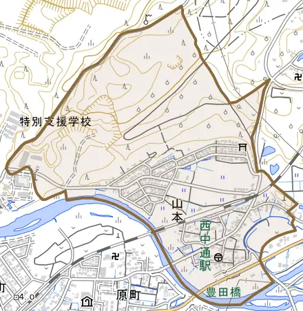 大字山本とその周辺の地図。町の範囲を重ねている