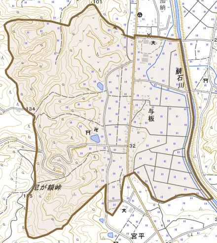 大字与板とその周辺の地図。町の範囲を重ねている
