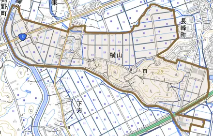 大字横山とその周辺の地図。町の範囲を重ねている