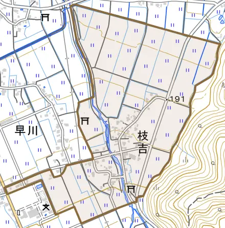 枝吉とその周辺の地図。町の範囲を重ねている