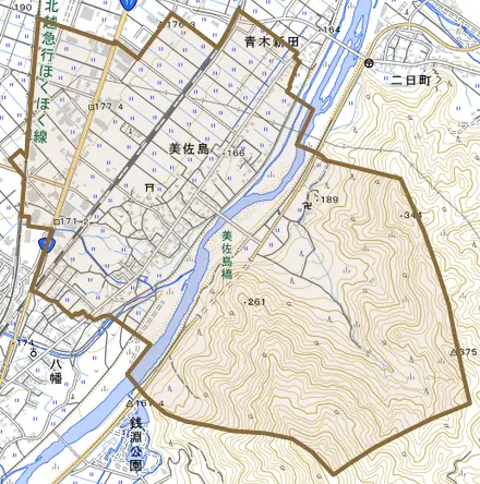 美佐島とその周辺の地図。町の範囲を重ねている