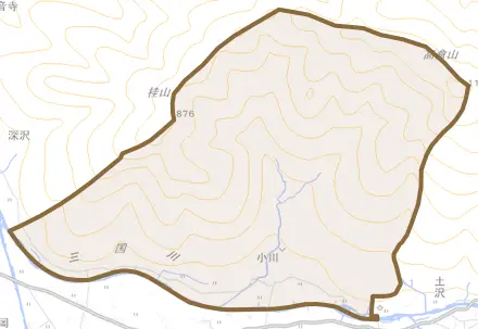 小川とその周辺の地図。町の範囲を重ねている