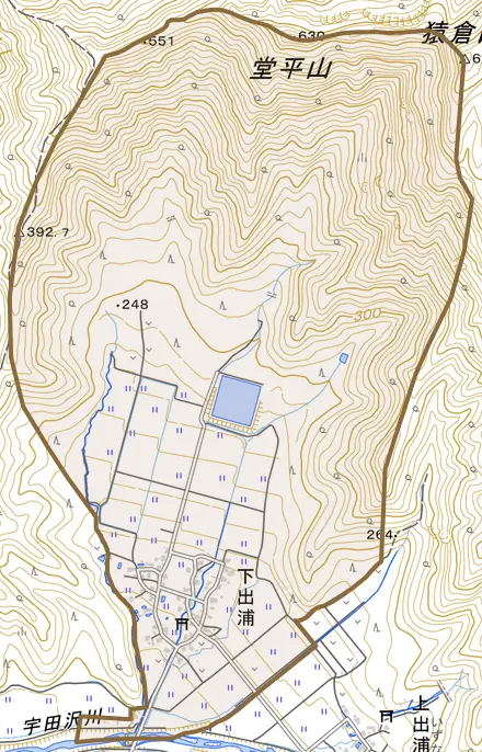 下出浦とその周辺の地図。町の範囲を重ねている