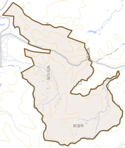 栃窪町とその周辺の地図。町の範囲を重ねている