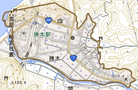 勝木とその周辺の地図。町の範囲を重ねている